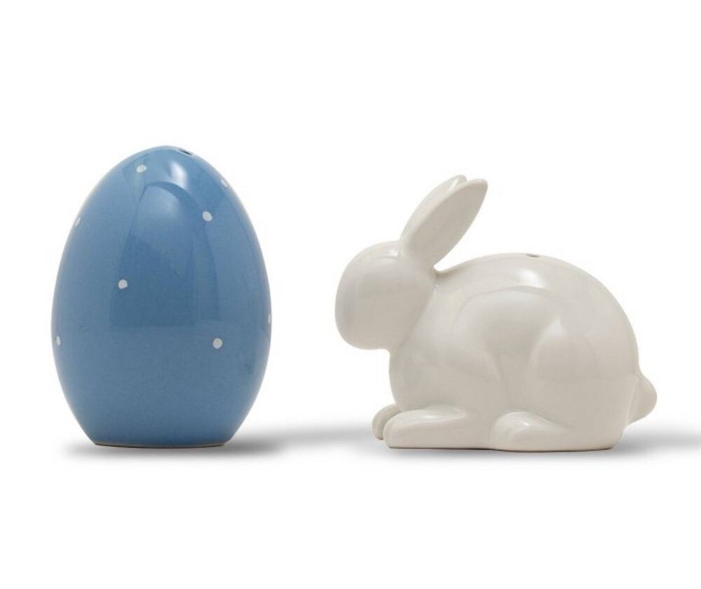 Target 2021 Bullseye Playground Ceramic Easter Bunny Salt and Pepper Shaker Set